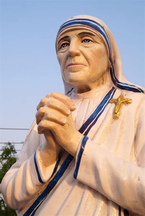 10 Misconceptions about Mother Teresa; She was no Saint .